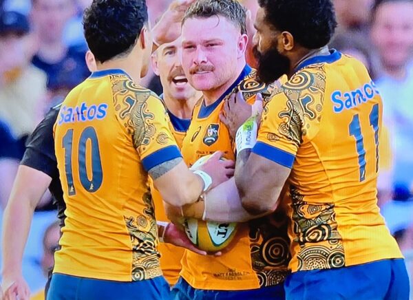All Blacks hang on to Bledisloe Cup for another year after a riveting encounter against the Wallabies.  - BY TREVINE RODRIGO IN MELBOURNE. (eLanka Sports Editor).
