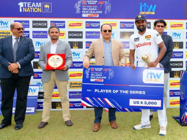Kamindu Mendis and Sri Lanka are streaming towards the summit of world cricket. Sri Lanka spinners have New Zealand in a dizzy tailspin (1)