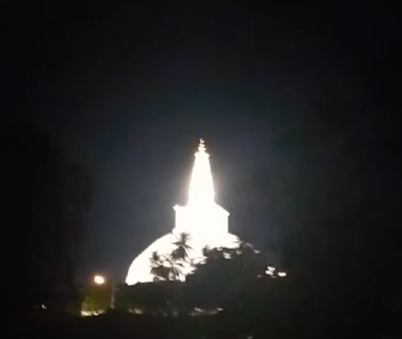 Ruwanweli Maha Seya 01