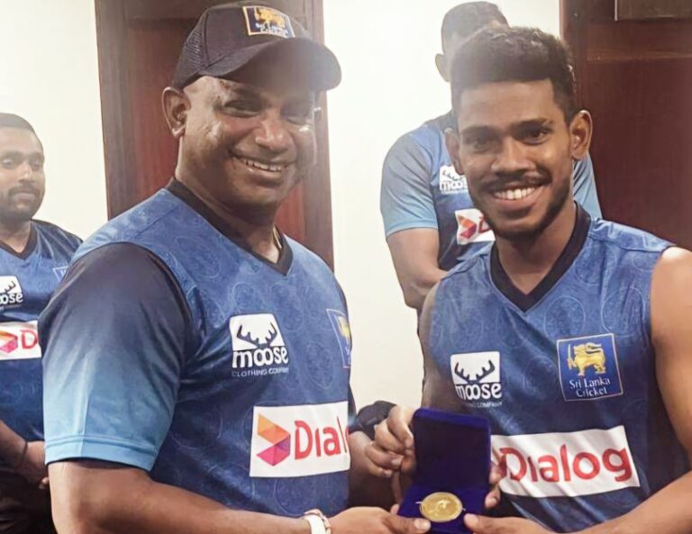 Never-say-die Kiwis stun Lankans after early setback.    T20 series ends in stalemate.    BY TREVINE RODRIGO IN MELBOURNE.    (eLanka Sports Editor).