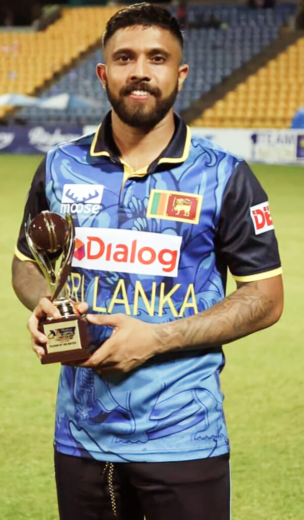 Sanath Jayasuriya unravels the secret to Sri Lanka's upward surge. Improved Lankans take one day series against New Zealand. - BY TREVINE RODRIGO IN MELBOURNE.  (eLanka Sports Editor) (1)