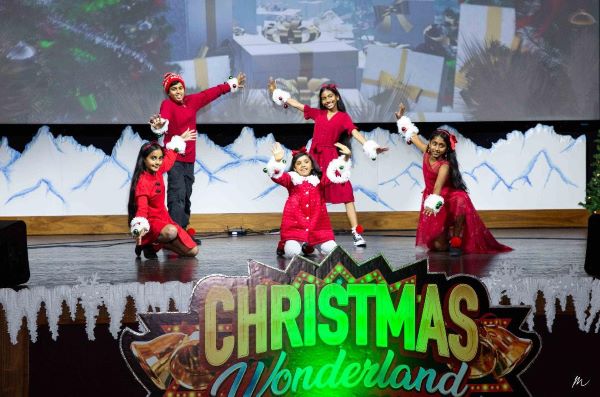 Minnie, Mickey and Donald Duck were there! 