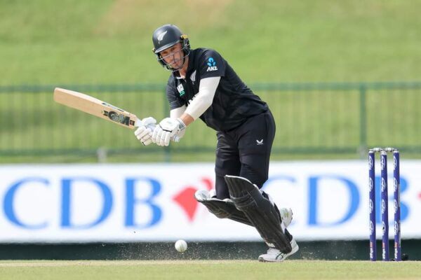 SRI LANKA'S DOMINO EFFECT CONTINUES AS THEY SQUANDER ANOTHER POSSIBLE WIN