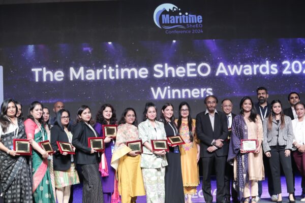 Centrum Marine Consultancy Wins Prestigious Award for Empowering Women in Maritime 01 (2)