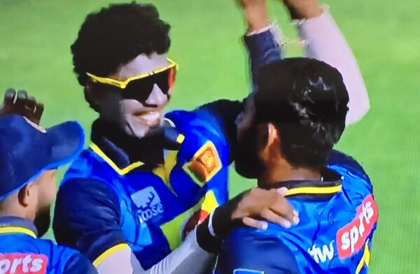 Sri Lanka batters find form and the bowlers complete demolition job on New Zealand. - BY TREVINE RODRIGO IN MELBOURNE.  (eLanka Sports Editor).