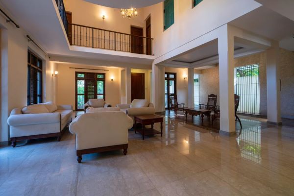 Luxury 4-Bedroom House for Sale in Thalangama | Spacious Home with Modern Amenities & Garden