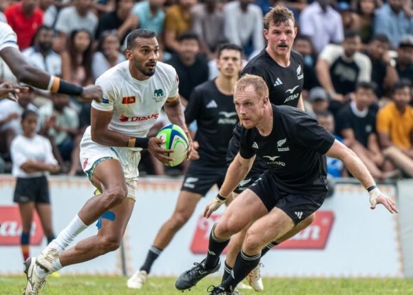 'Small Blacks' give Tuskers a Rugby lesson at Nittawela. Brilliant running rugby reduces locals to an awesome inspiring experience.  - BY TREVINE RODRIGO IN MELBOURNE.  (eLanka Sports Editor).