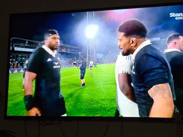 All Blacks make it a clean sweep against determined French. – BY TREVINE RODRIGO IN MELBOURNE. (eLanka Sports Editor)