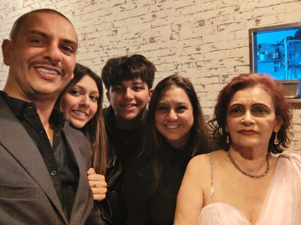 Anne’s 70th birthday was a milestone that was unforgettable. – By Trevine Rodrigo in Melbourne. 2