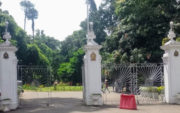 ROYAL BOTANICAL GARDENS – PERADENIYA SRI LANKA (1)