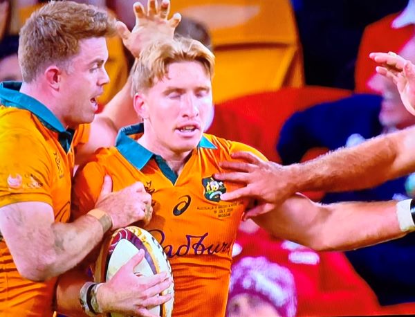 Thinking outside the box is Wallabies key to unsettle Lions in Melbourne. 2