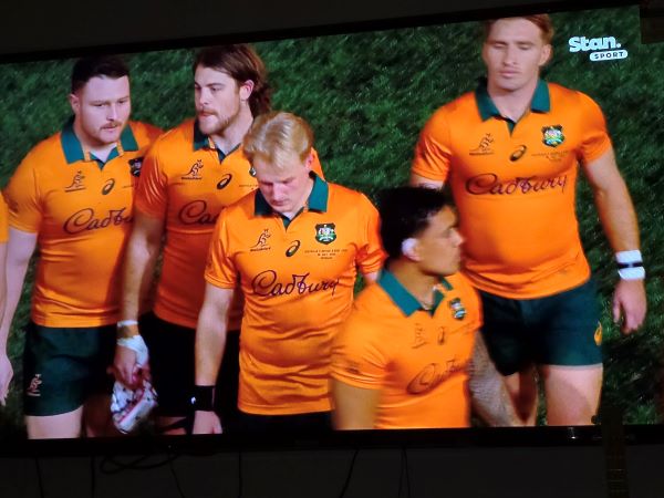 Thinking outside the box is Wallabies key to unsettle Lions in Melbourne. 2