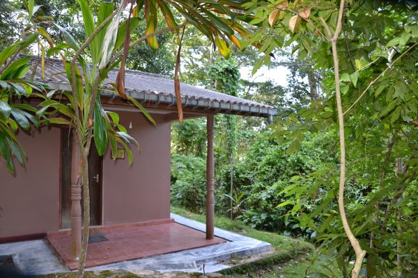 VAJIRARAMA BUDDHIST MEDITATION CENTRE (FOREST SOLITUDE) – KANDY, SRI LANKA