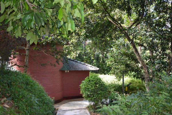 VAJIRARAMA BUDDHIST MEDITATION CENTRE (FOREST SOLITUDE) – KANDY, SRI LANKA