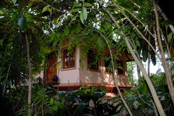 VAJIRARAMA BUDDHIST MEDITATION CENTRE (FOREST SOLITUDE) – KANDY, SRI LANKA