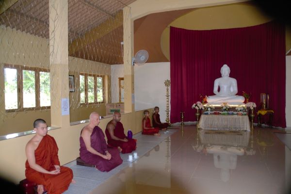 VAJIRARAMA BUDDHIST MEDITATION CENTRE (FOREST SOLITUDE) – KANDY, SRI LANKA