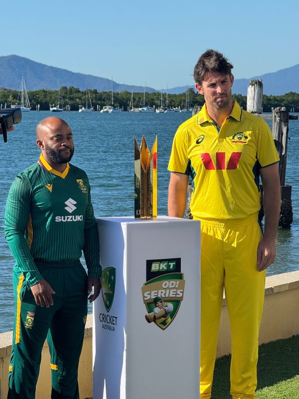 Marsh and Bavuma launch ODI series trophy in Cairns